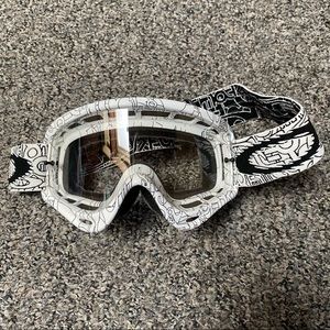 Oakley dirtbike goggles